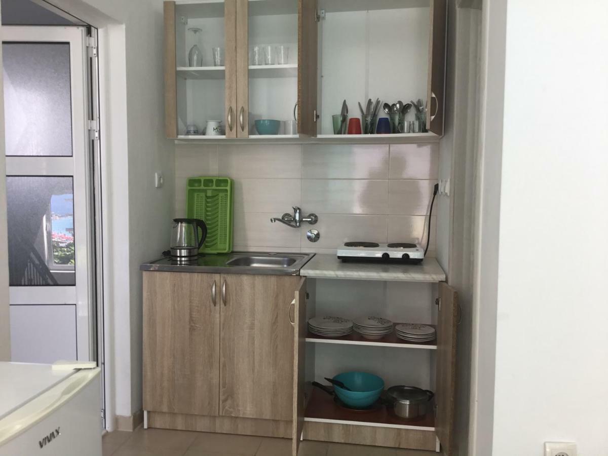 Dk Apartmani Dobra Voda Ngoại thất bức ảnh